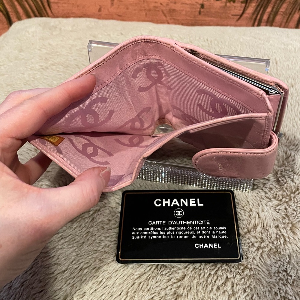 Chanel Cambon Pink Quilted Calfskin Leather with Black Large CC Bi-fold Wallet - Picture 6 of 13